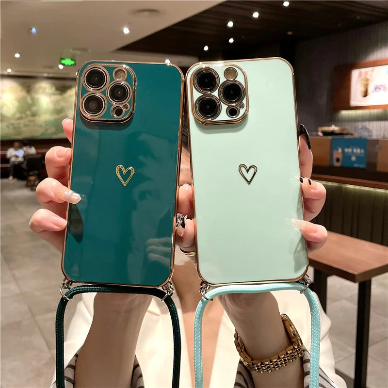 Étui pour iPhone avec dragonne et bandoulière de qualité supérieure avec revêtement de luxe en silicone souple | MagSafe Étui avec protection d'objectif d'appareil photo pour Apple iPhone 15/14/13/12 Pro Max Plus Mini – Sangle de cou, bandoulière